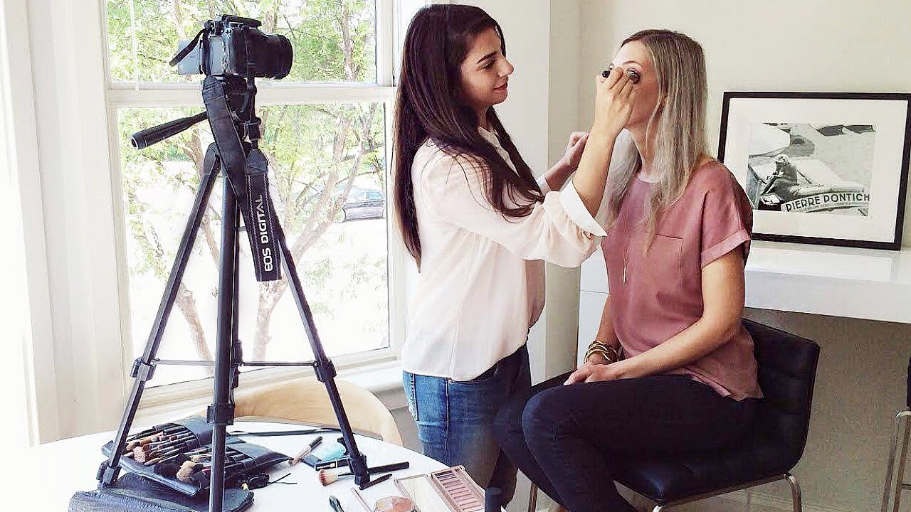 How To Become a Freelance Makeup Artist | My Story