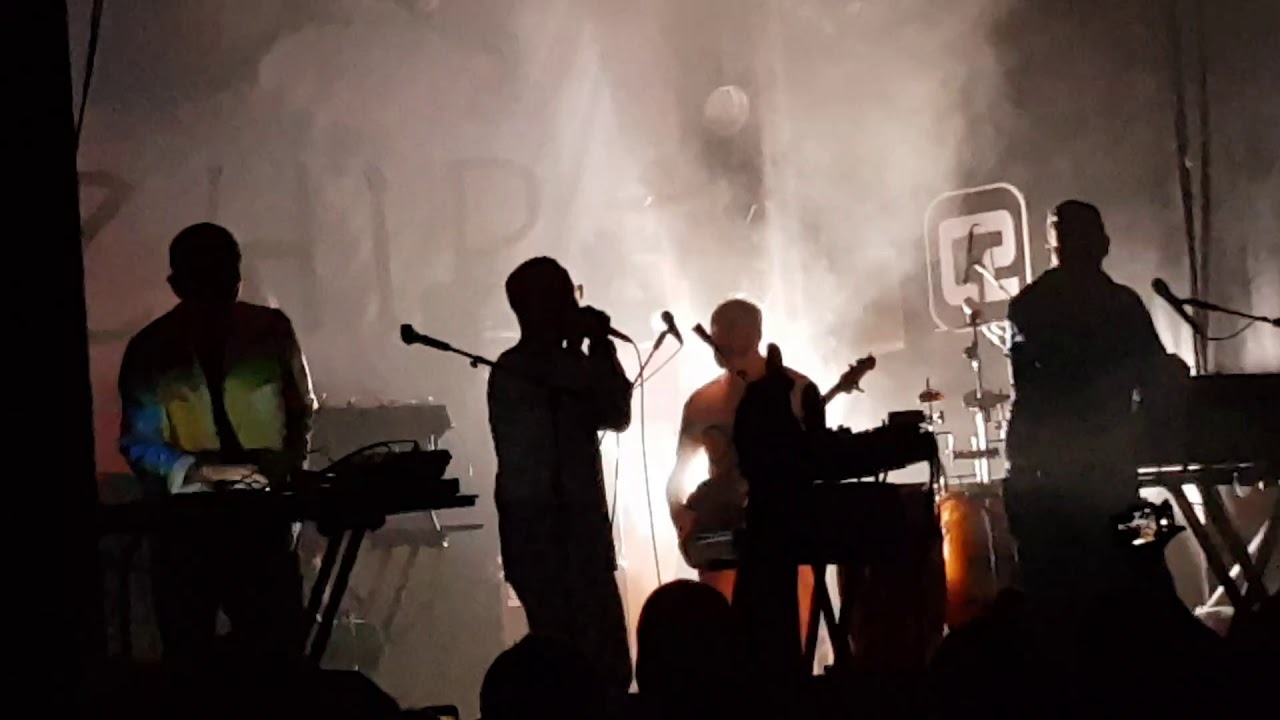 Hot Chip do Beastie Boys' Sabotage