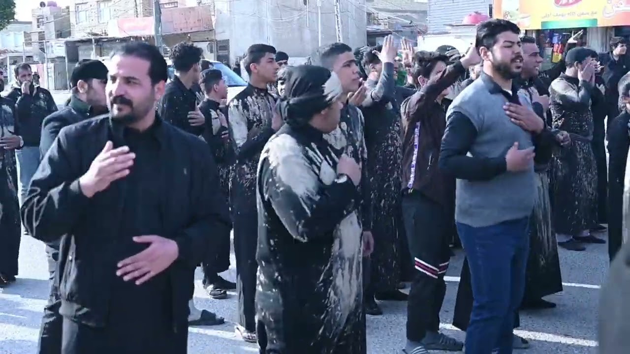 شاهد تشييع النعش الرمزي للسيدة زينب