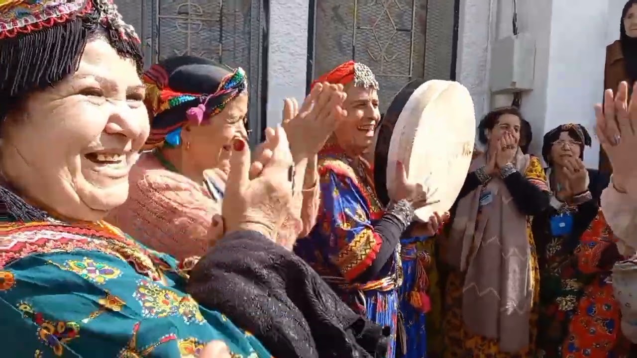 Aselwiwec asduqes chanson fiminine Kabyle Tafara