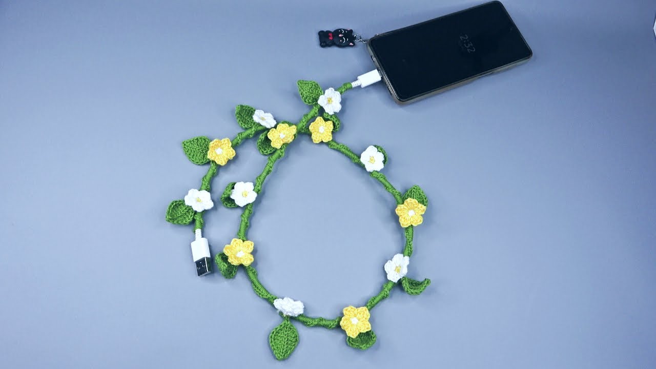 How To Crochet A Daisy Charging Cable Cover | Step By Step | 4K