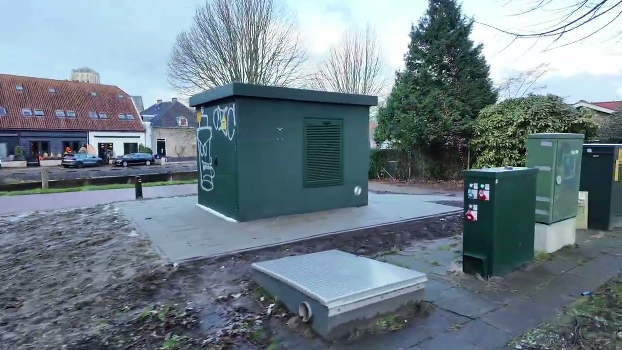 Rotterdam vs Brielle – Big City or Small Town?