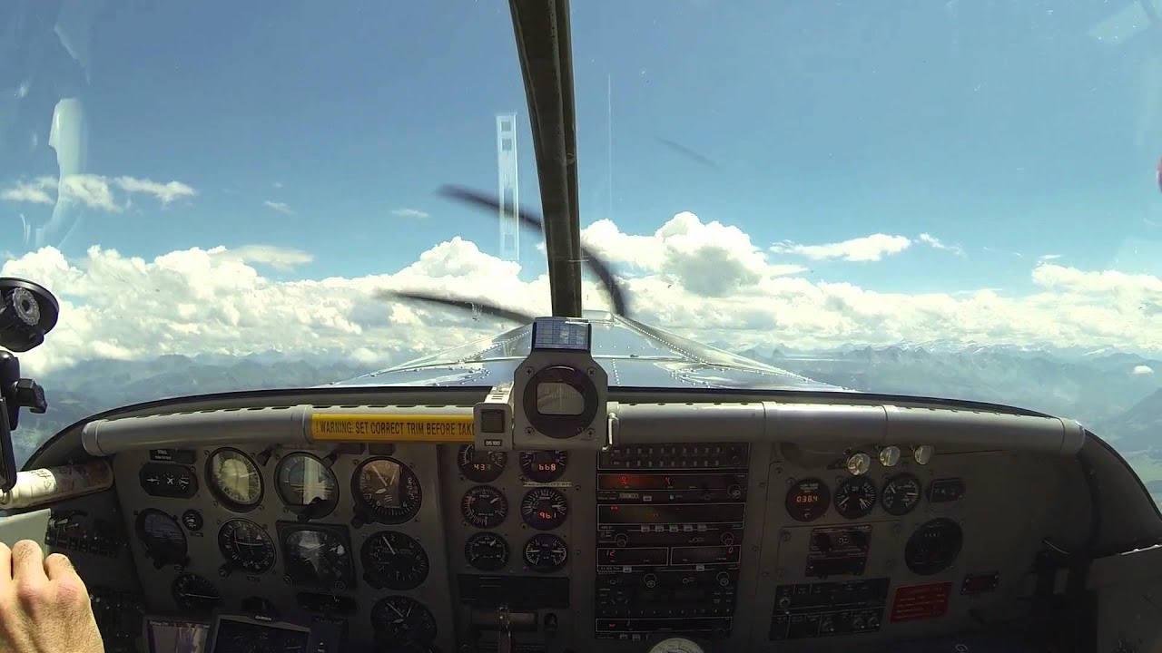 Largage paras Pilatus Porter PC-6 à Ecuvillens, HB-FLI  FL 150 HD ! Claude-Alain Chenaux