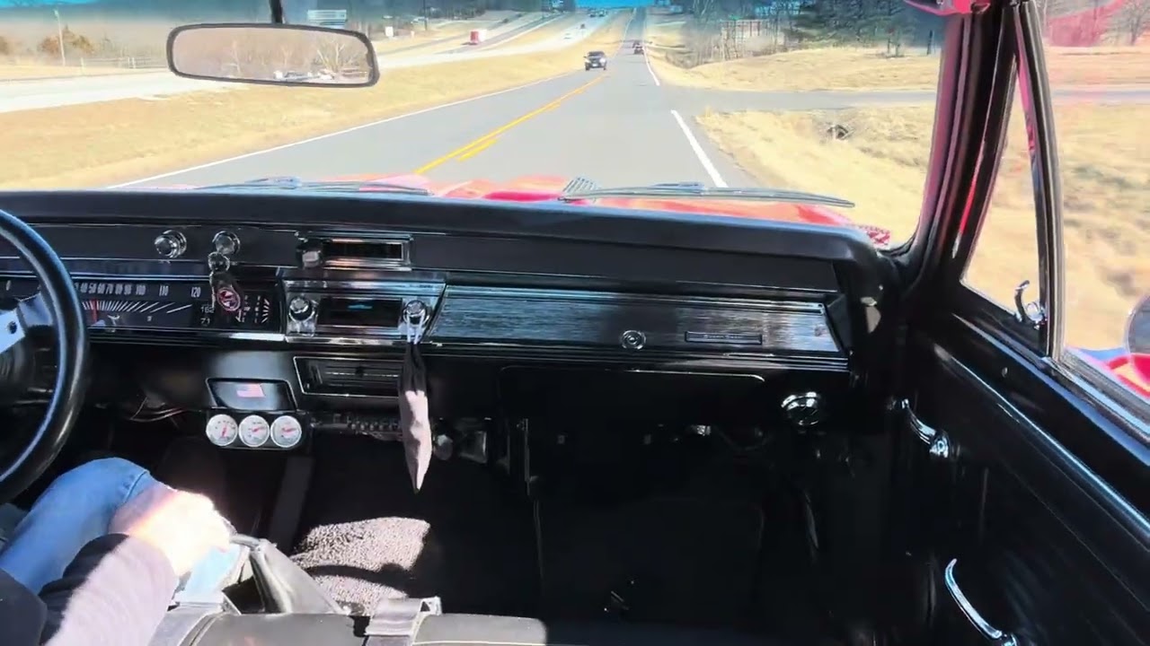 Chevelle SS 1967 Driving Video
