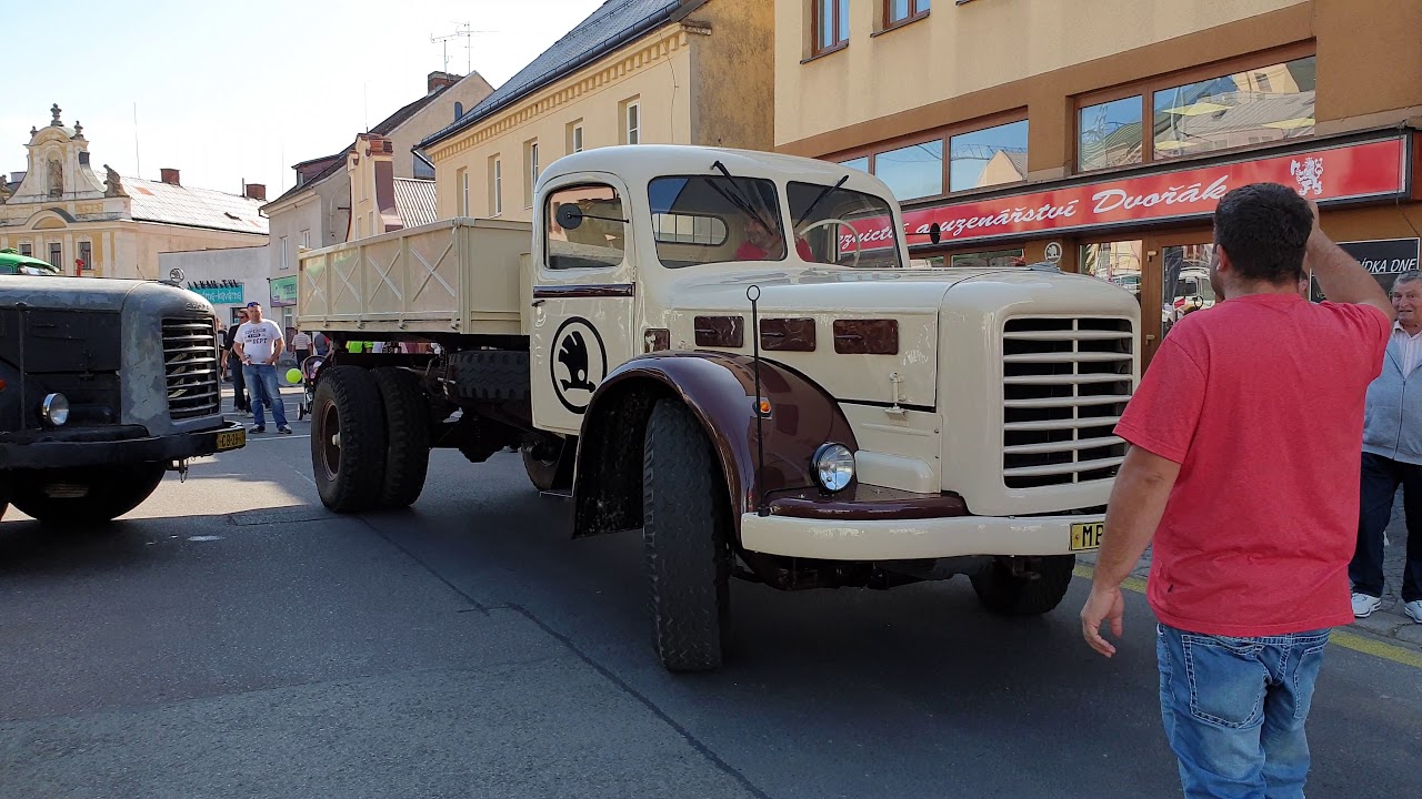 Škoda 706 R