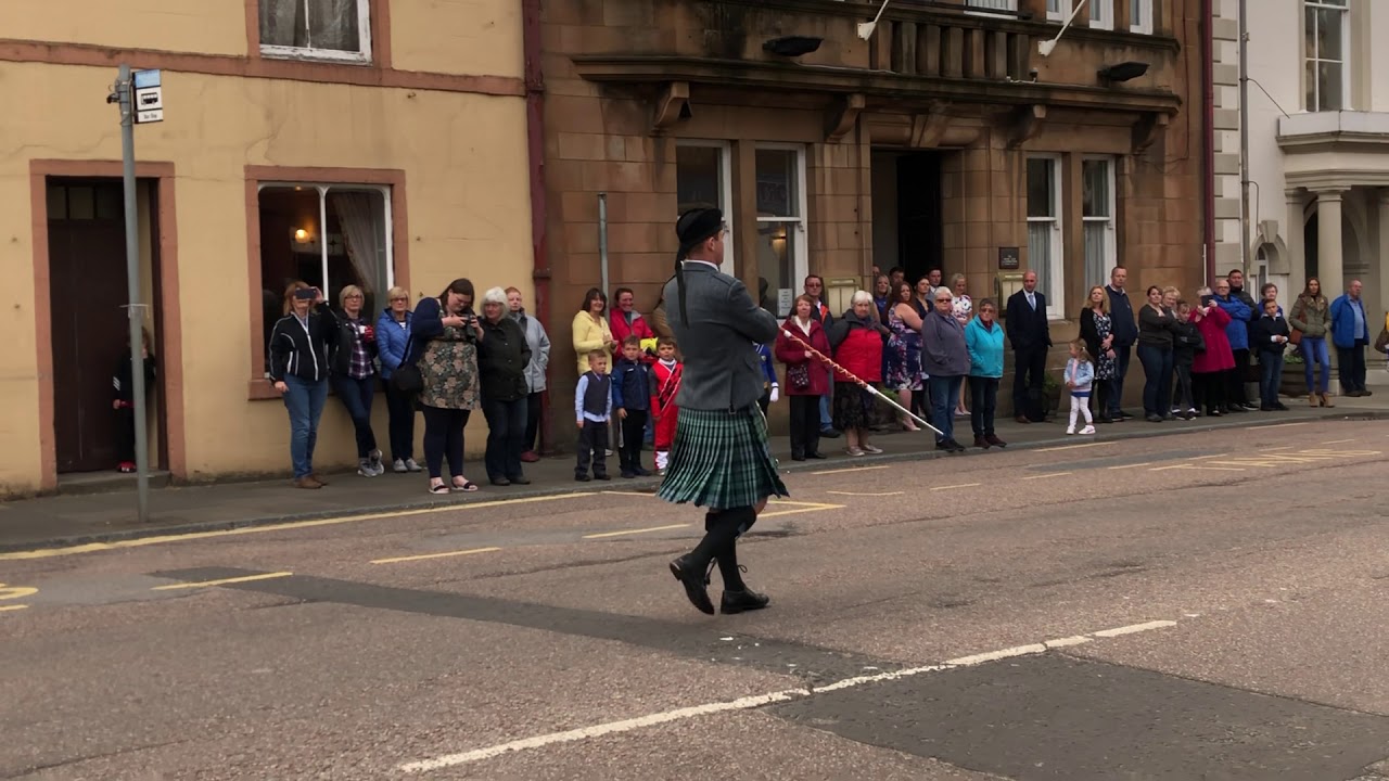 Kintyre Schools Pipe Band Street performance 2019 with Liam Renton