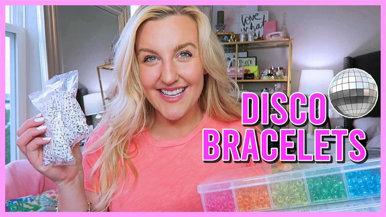 MAKE BRACELETS WITH ME (DISCO/70'S THEME) HOW TO MAKE BEADED BRACELETS || Kellyprepster STUDIO