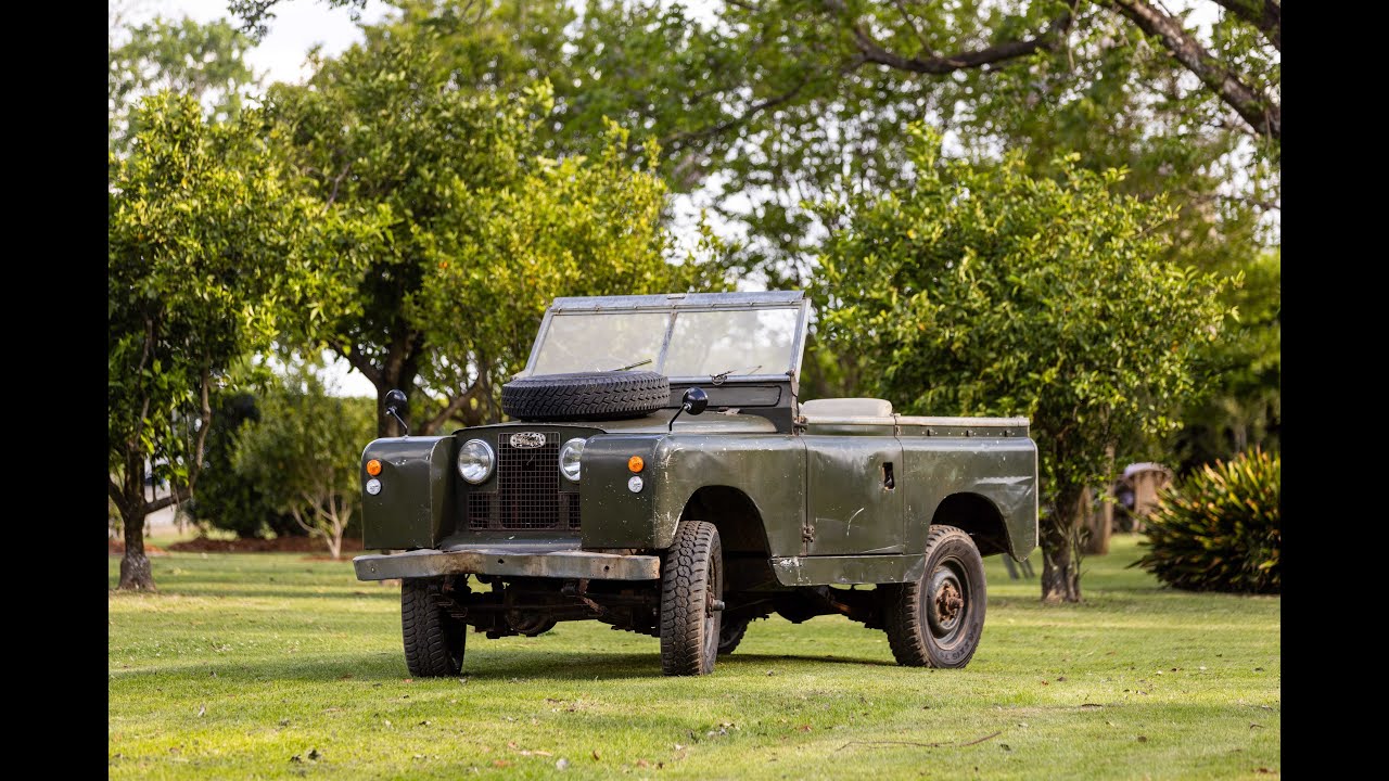 Bringing back to life an honest legend ||1963 Land Rover Series 2A.
