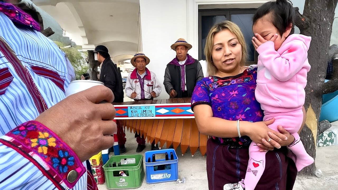 Fiesta con Marimba desde Todos Santos Cuchumatan Aldea Rancho! 🇬🇹🍻
