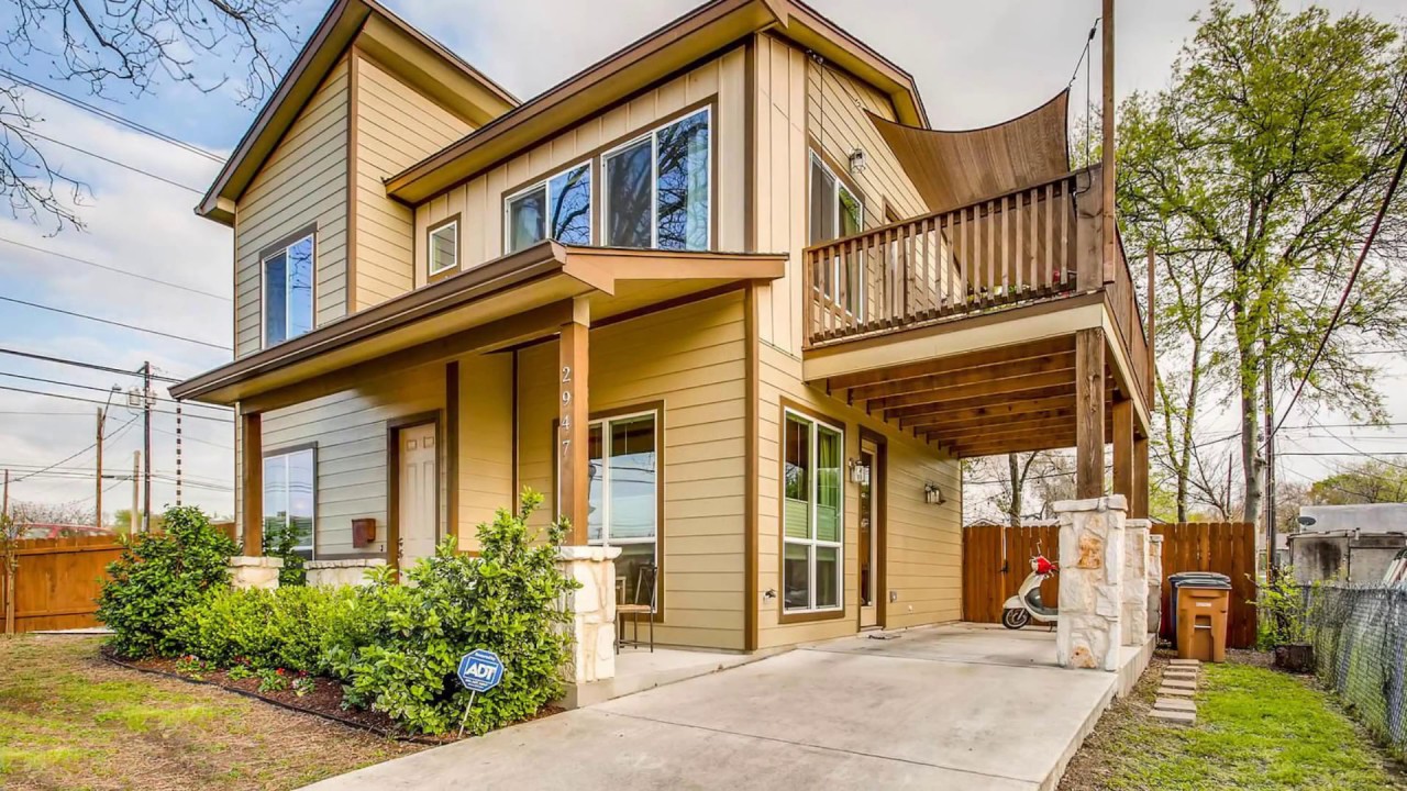 2947 Moss St  For Sale