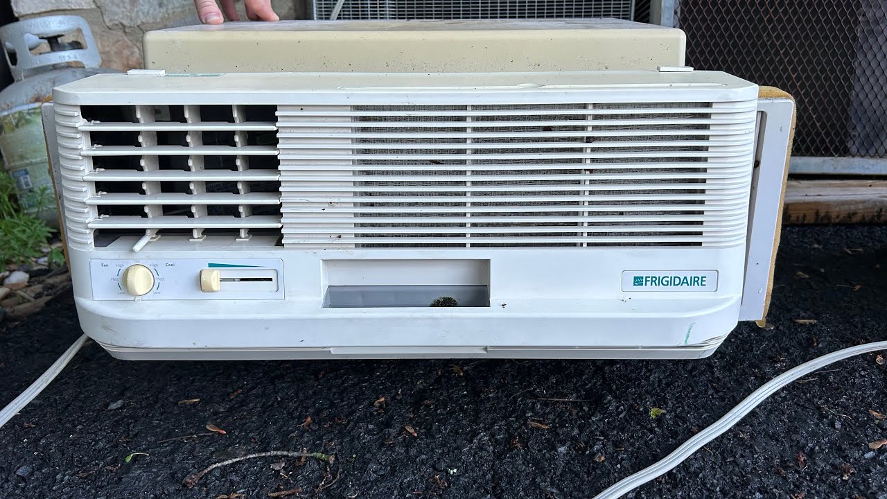 1994 WCI Frigidaire 6,000 BTU Room Air Conditioner
