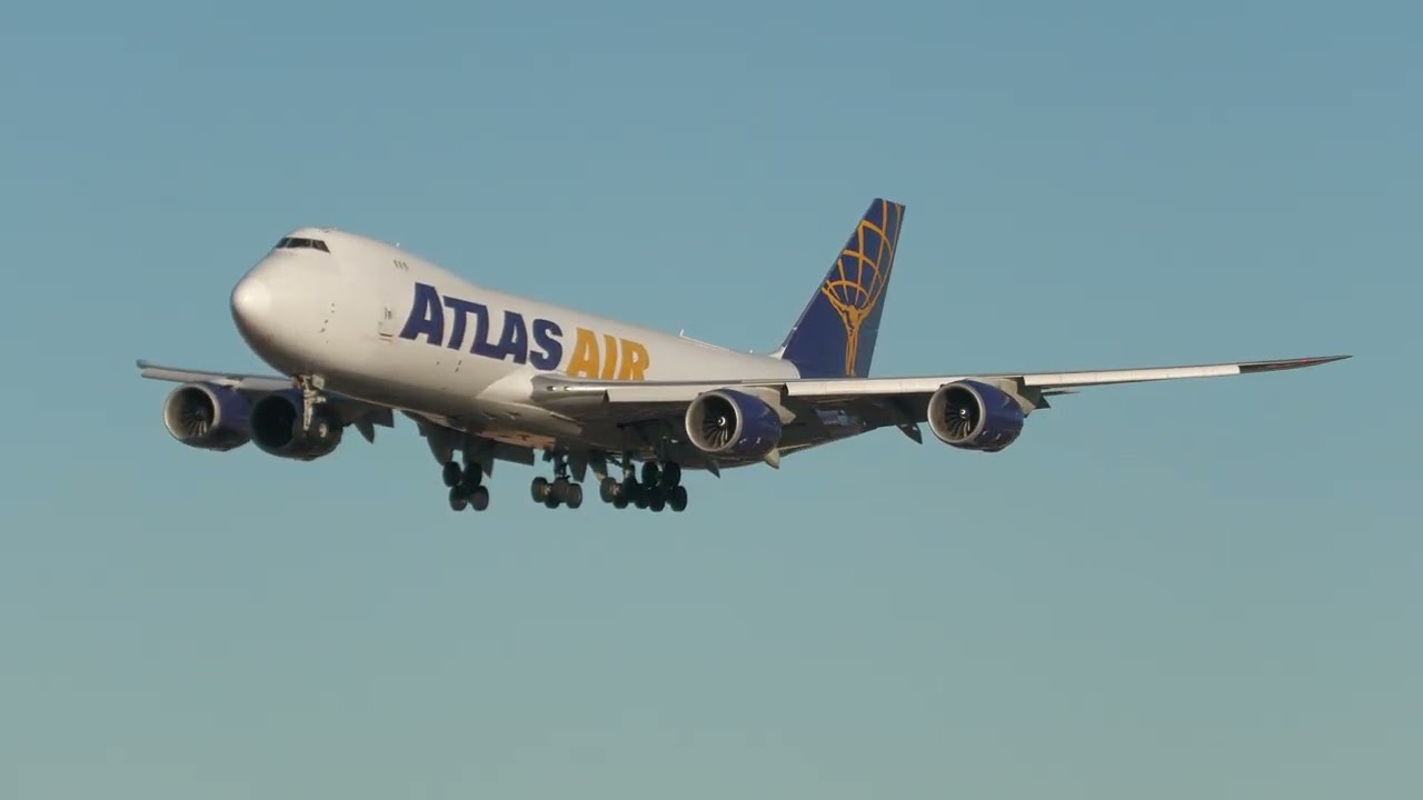 Atlas Air Boeing 747-87UF(N850GT)(USAF Trainer) arriving at Las Vegas!