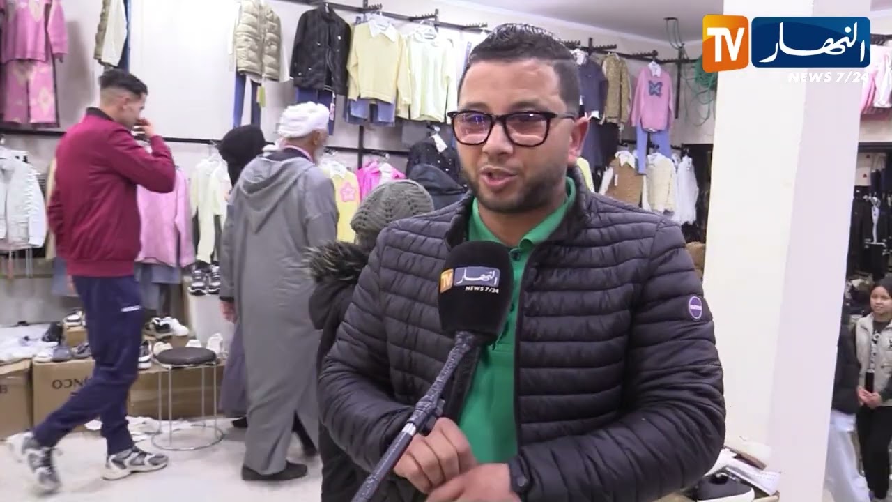 تيارت: إقبال ملحوظ على المنتوج المحلي لألبسة العيد