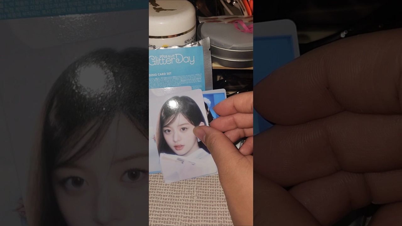 Unboxing ILLIT 2025 Glitter Day Trading Card Set. #kpop #illit
