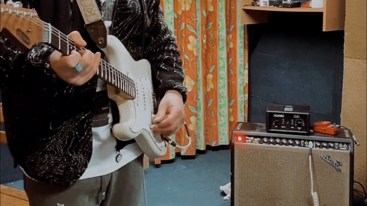 CRANKING a 1966 Pro Reverb ~ TONE