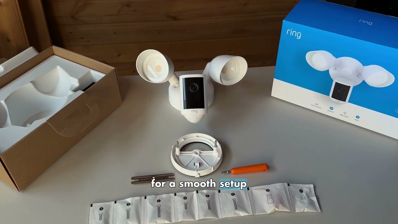 Ring Floodlight Cam (2nd Gen) Unboxing: What&rsquo;s Inside the Box?