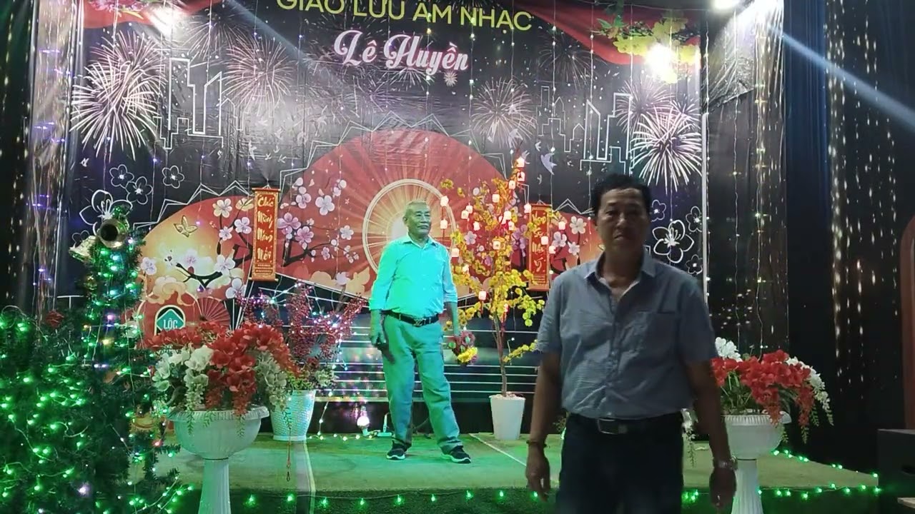 CK:RU NỬA VẦNG TRĂNG ___TB:: HÀ PHI 