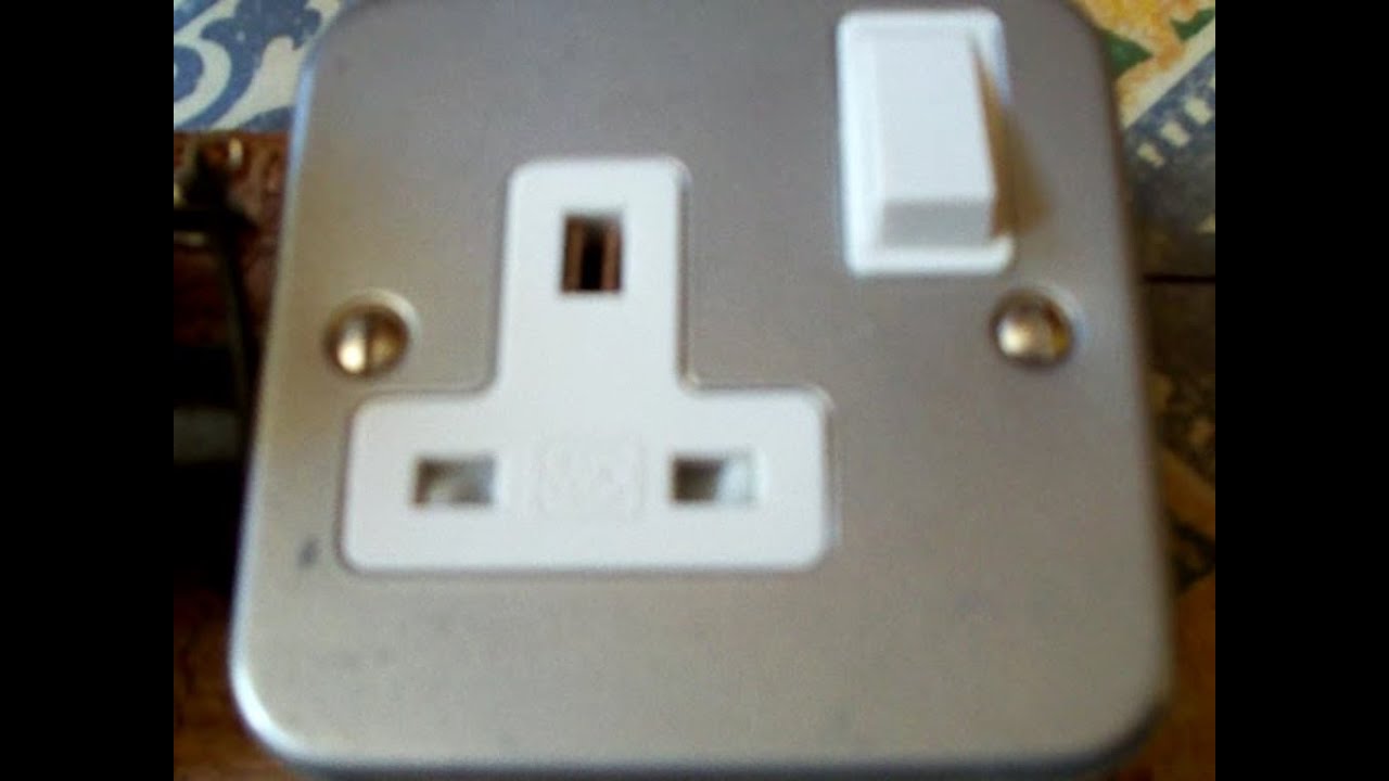 Electrical : Time to upgrade the Fun-Jiggery-Pokery Unit.