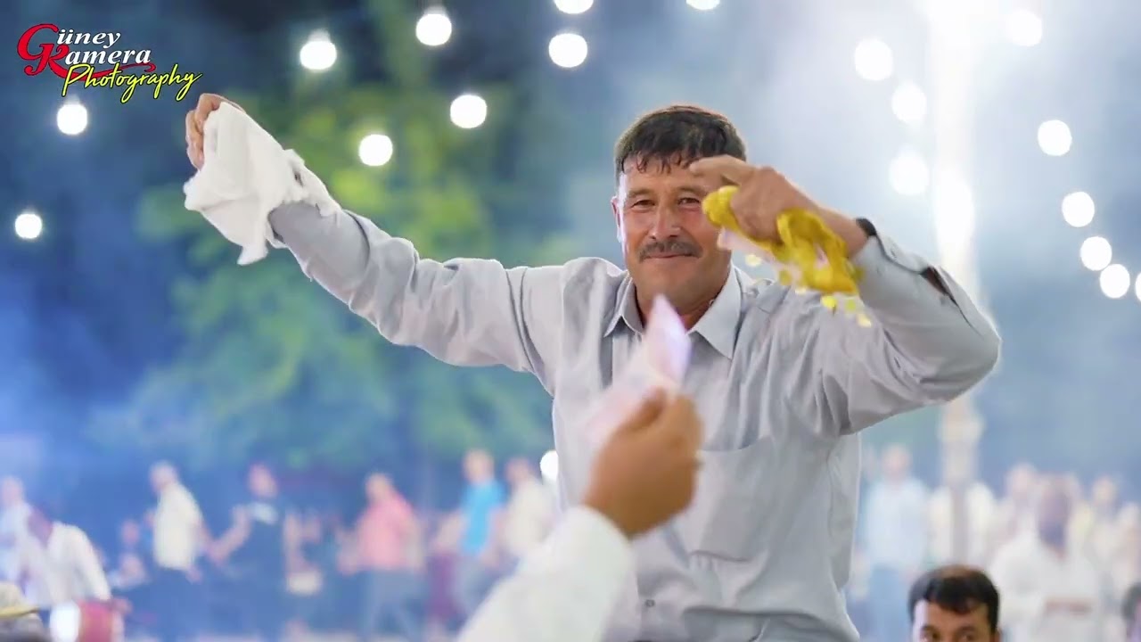 JANDARMALAR BENİ YOLDA İNDİRİR FERİCEKLİ EROL KİYANIN DÜĞÜNÜ 1.BÖLÜM GÜNEY KAMERA ERDAL ERDOĞAN