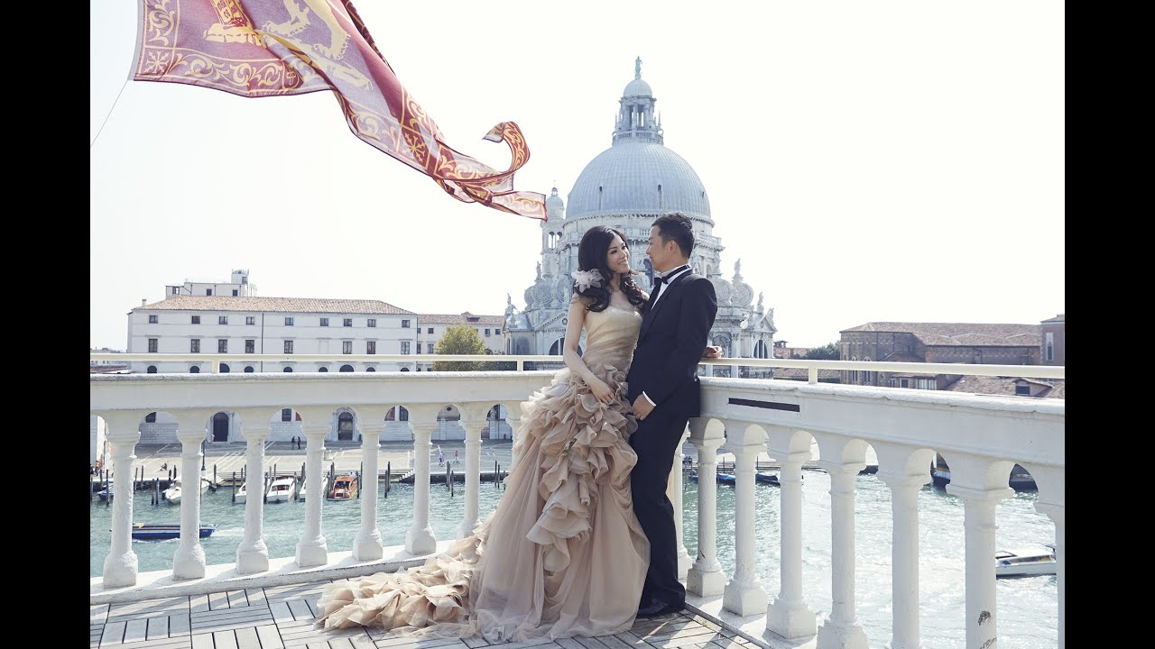 Venice Wedding on a Luxury Panoramic Terrace overlooking the Grand Canal.