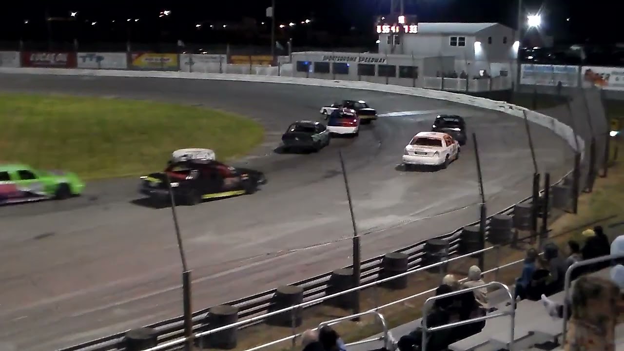Sportsdrome Ford Figure 8 Legends Race Of The Year