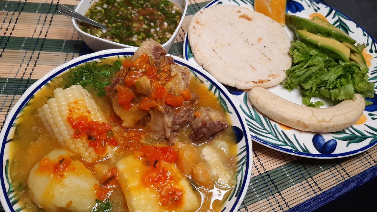 sancocho de cola de res