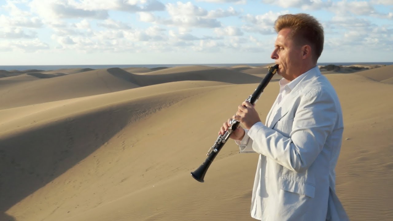 MIHAEL PAAR:Little Xmas Phantasy for 2 clarinets, RADOVAN(Clarinets 1&2)THOMAS CAVALLIN(Santa Claus)
