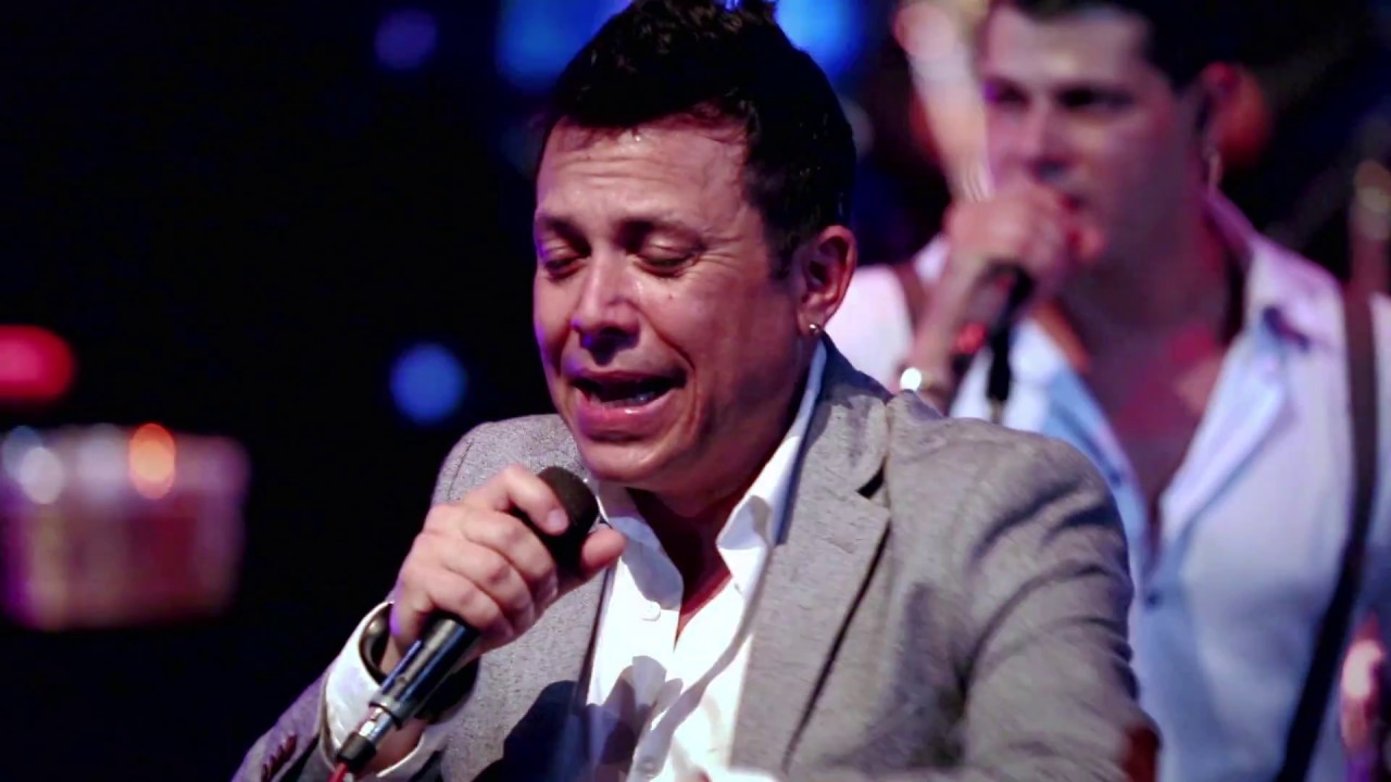 Pupy y los que son son-Dicen que Dicen (LIVE)