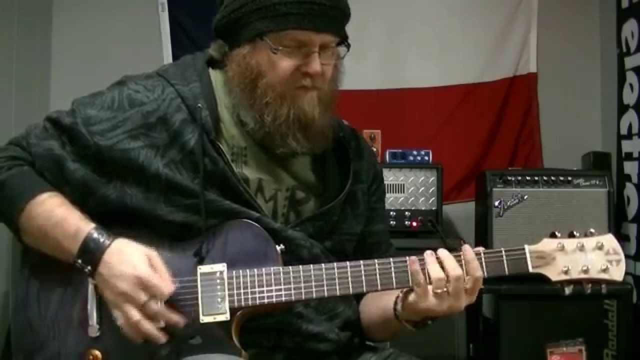 CMG Guitars Ashlee TransblackUnboxing at RNA Music!