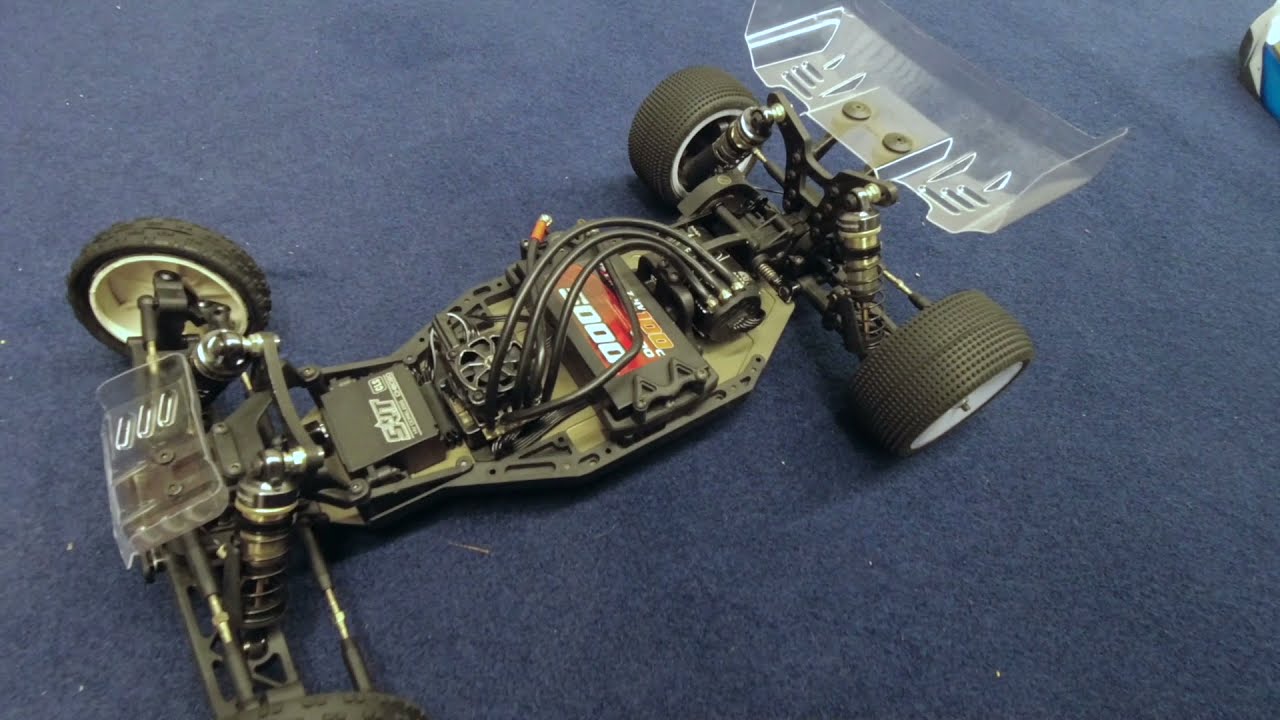 Test buggy 1-10e SWORKz S12-2 de Seb67 combo Rocket BL8,5t à la Tamiya Tielt Arena