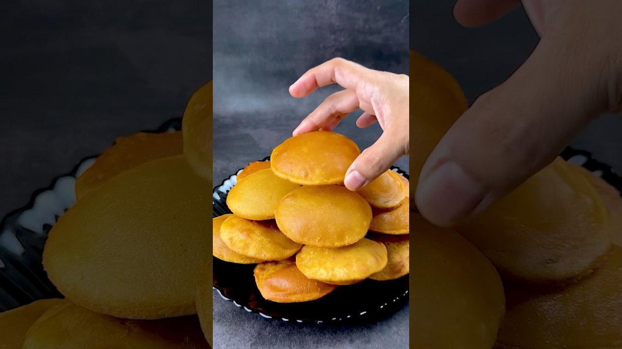 Crispy Wrapped Gharge | Pumpkin Gharge | Gharge Recipe | MadhurasRecipe