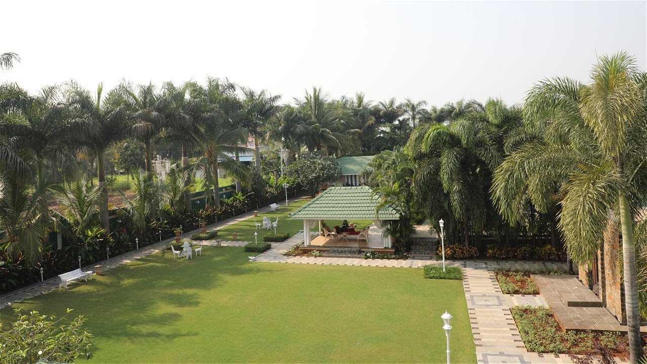 MAHARAJA STYLE FARM HOUSE 2.75 ACRES