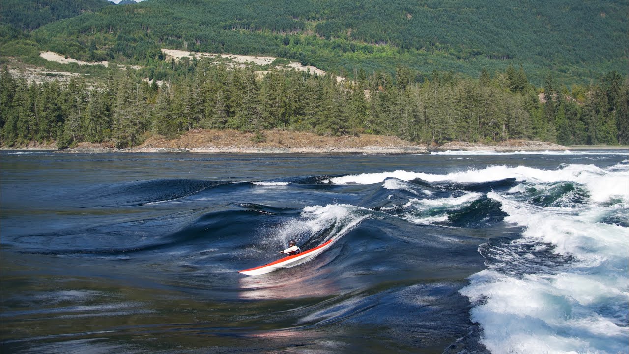 Dropping in! 13 minute Sea Kayak Surf at Max Flood on BC’s Largest Standing Wave.