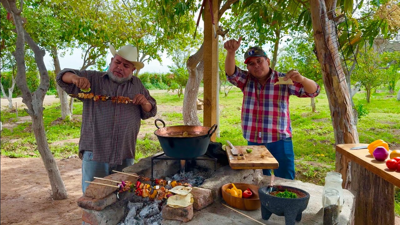 ESTAS CARNITAS A LA LEÑA TE VAN A ENCANTAR Y SON DE ¡¡POLLO!! || RUTA LA NUEVE