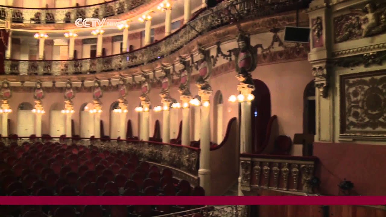 Heart of the Amazon provides unlikely opera venue
