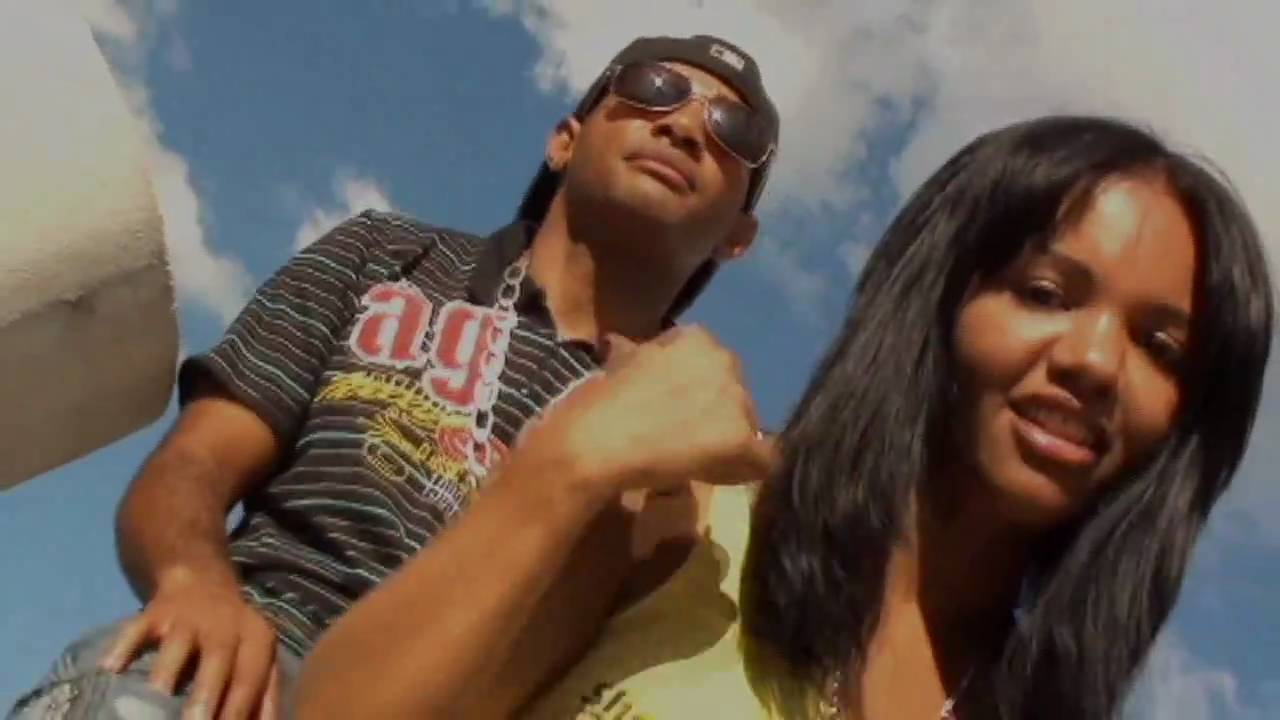 Mc Claudinha e Fiim - Muleque Cabuloso (Video Oficial HD)