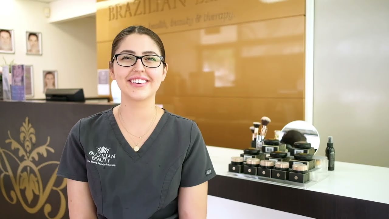 Emma - Working as a team member at Brazilian Beauty