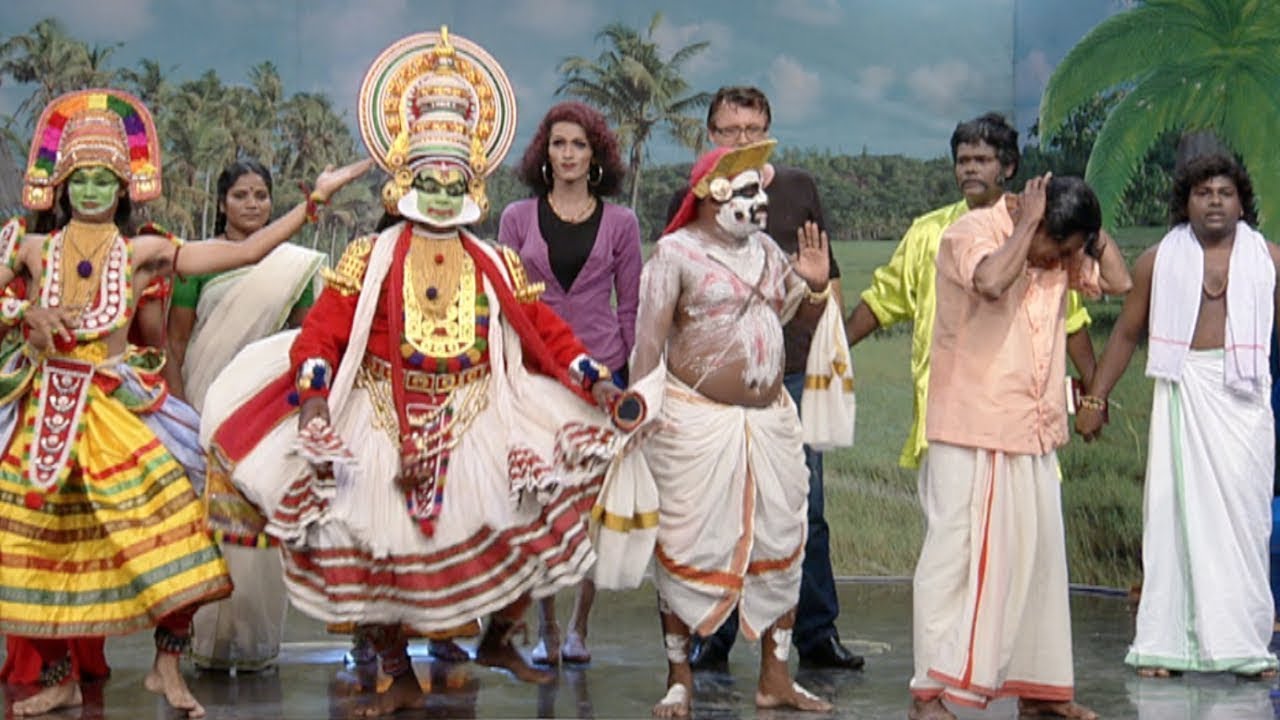 Comedy Festival I A Nadan pattu family I MazhavilManorama