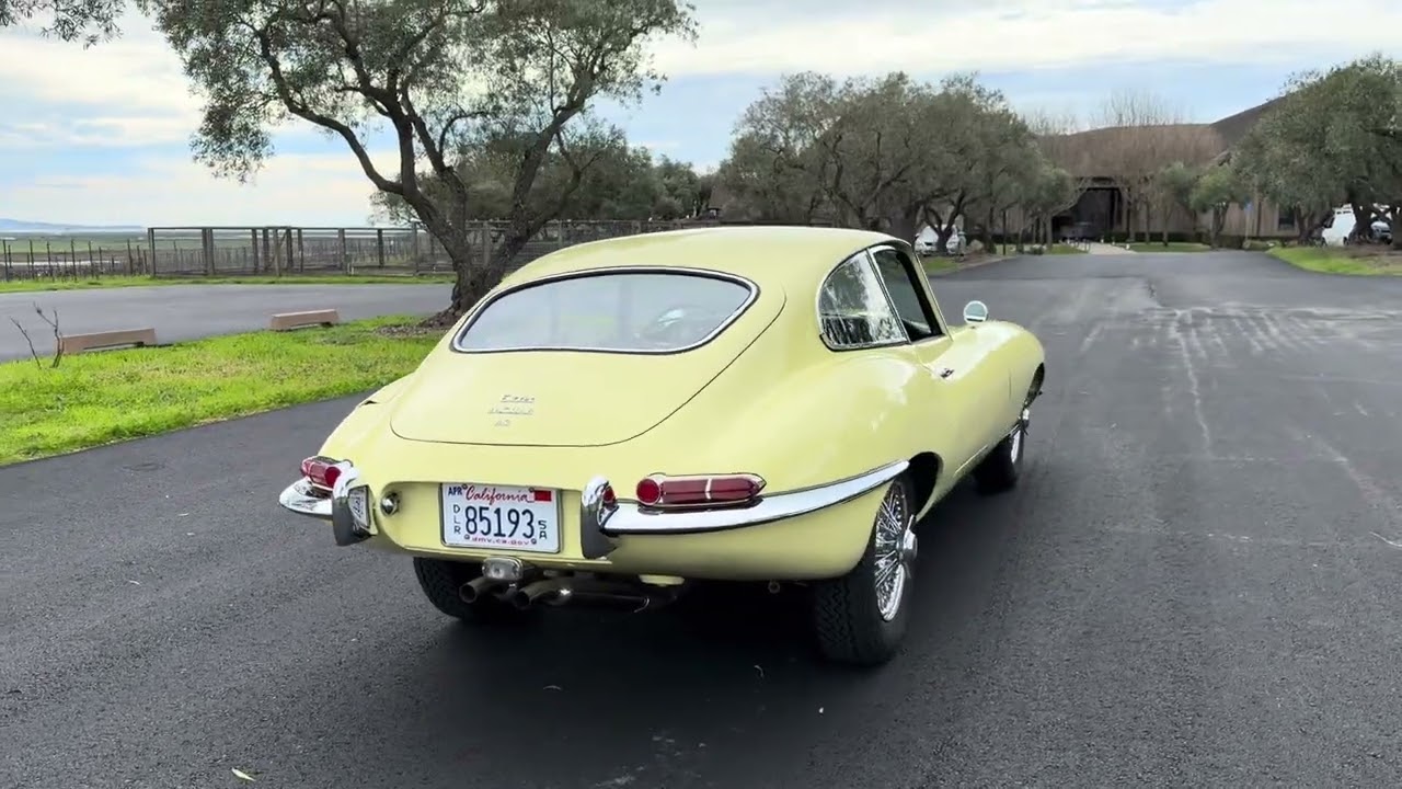 1967 Jaguar XKE Coupe Walk Around 