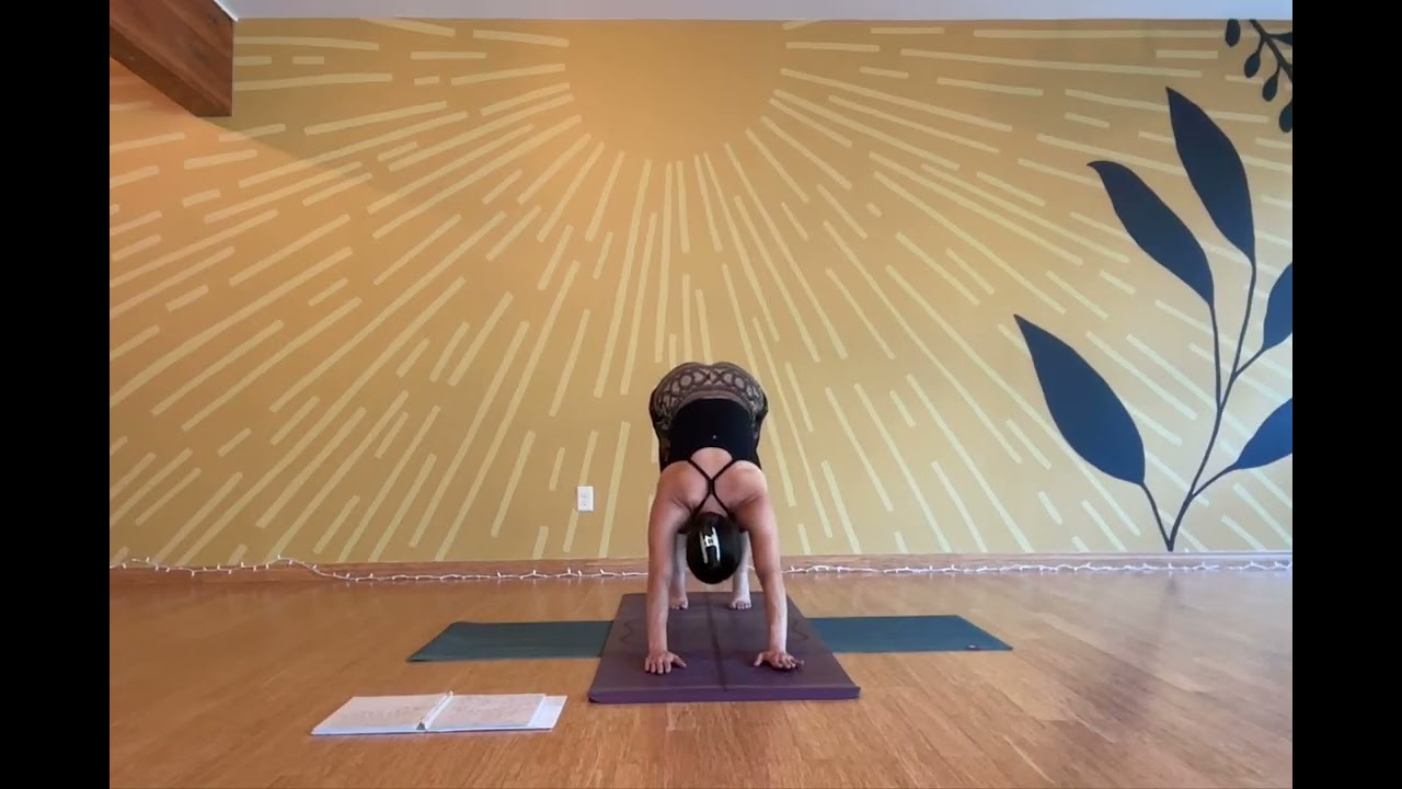 Universal Yoga Flow | Balance Mind & Body (Asana Practice Only)