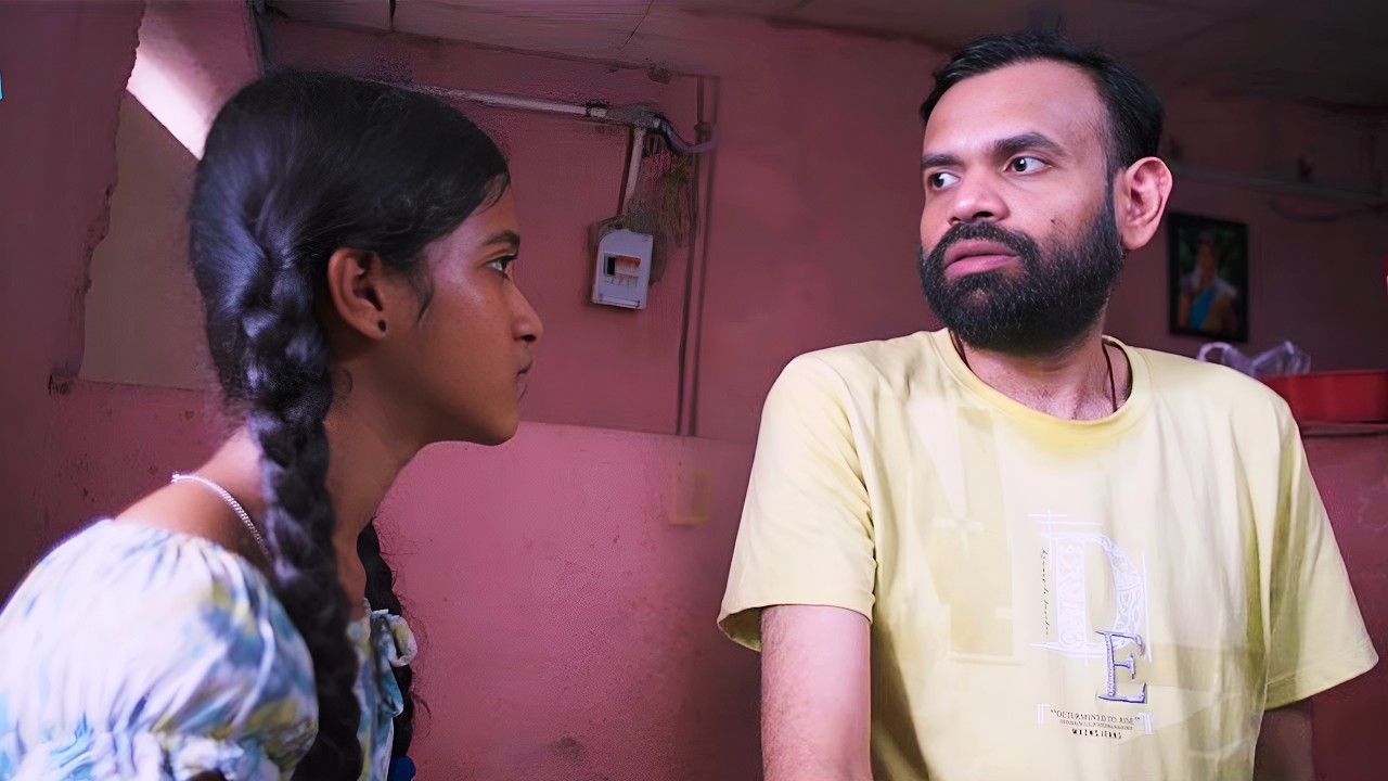 बेटा हर आदमी पापा जैसा नहीं होता है ये दुनिया बहुत जालिम है पिता ने लड़की को समझाया - New Hindi Movie