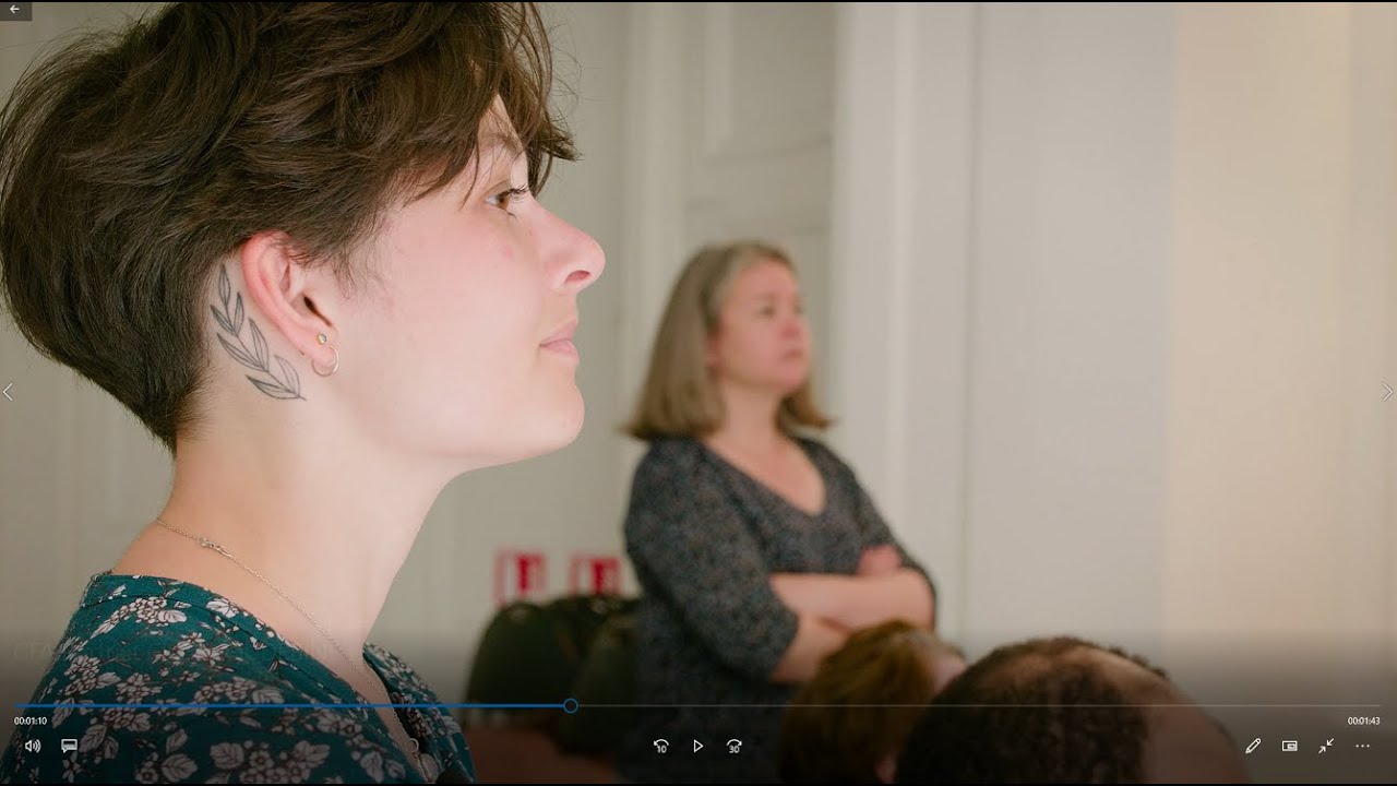 Clara, apprentie assistante aux actions culturelles et éducatives à l'Orchestre de Chambre de Paris