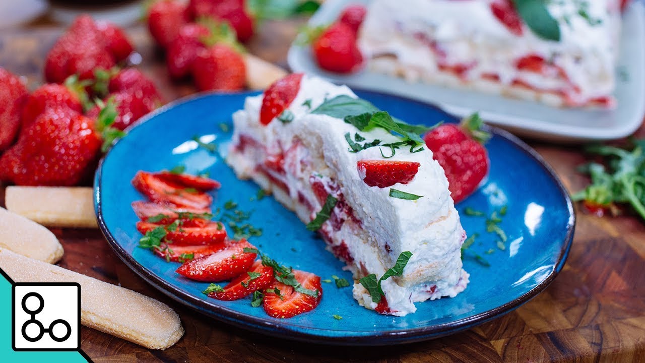 Charlotte aux fraises  - YouCook