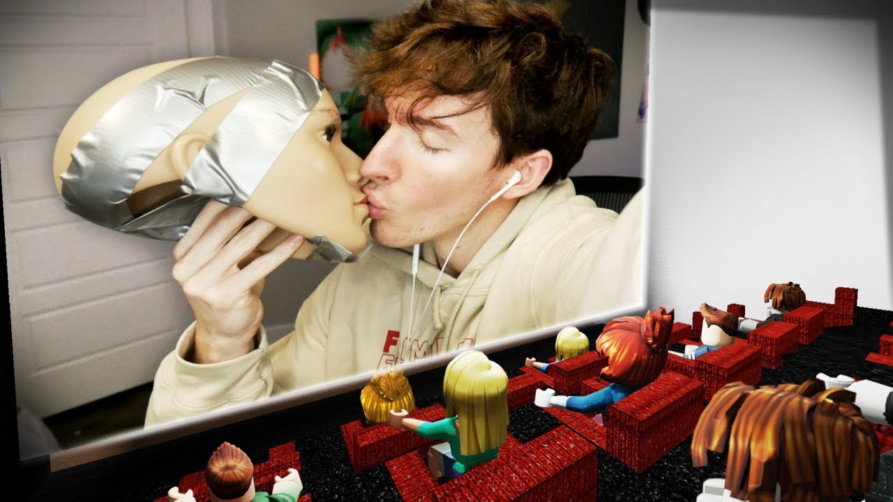 Roblox hacker played MY VIDEOS IN GAME...