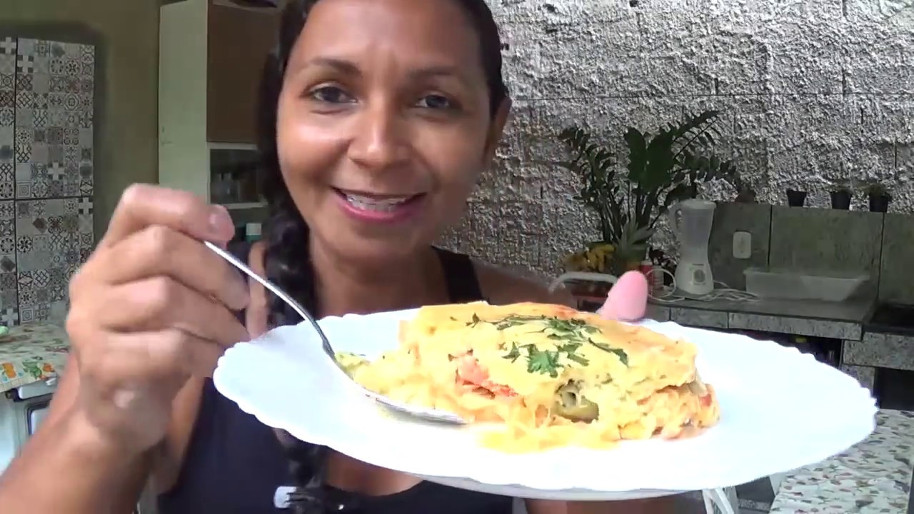 TORTA DE LIQUIDIFICADOR COM FRANGO CREMOSO!