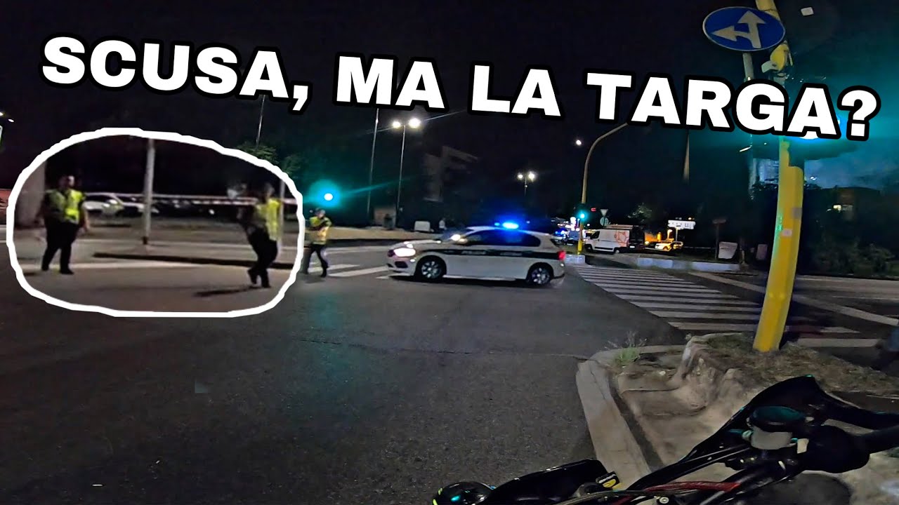 Fermato dalla polizia SENZA TARGA!