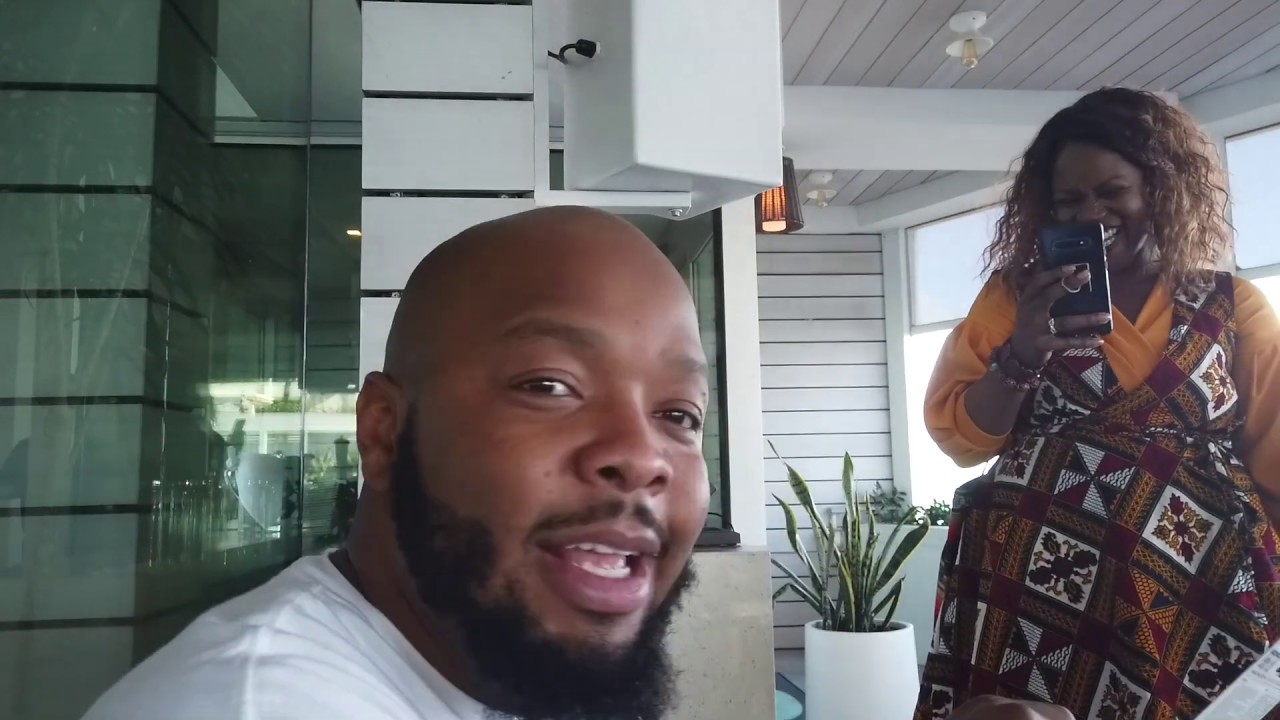 The Incomplete Vlog: Thanksgiving, Puerto Rico & a bird attack!