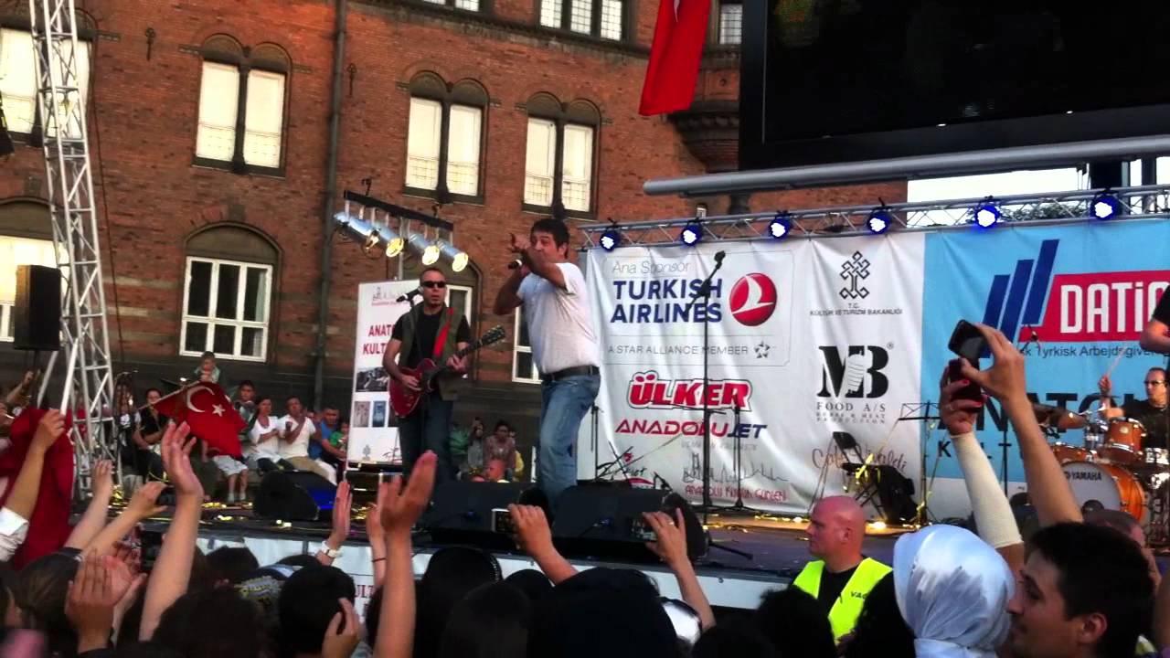 Murat Gögebakan - Gül pembe (ANATOLIEN KULTURDAGE 2011)