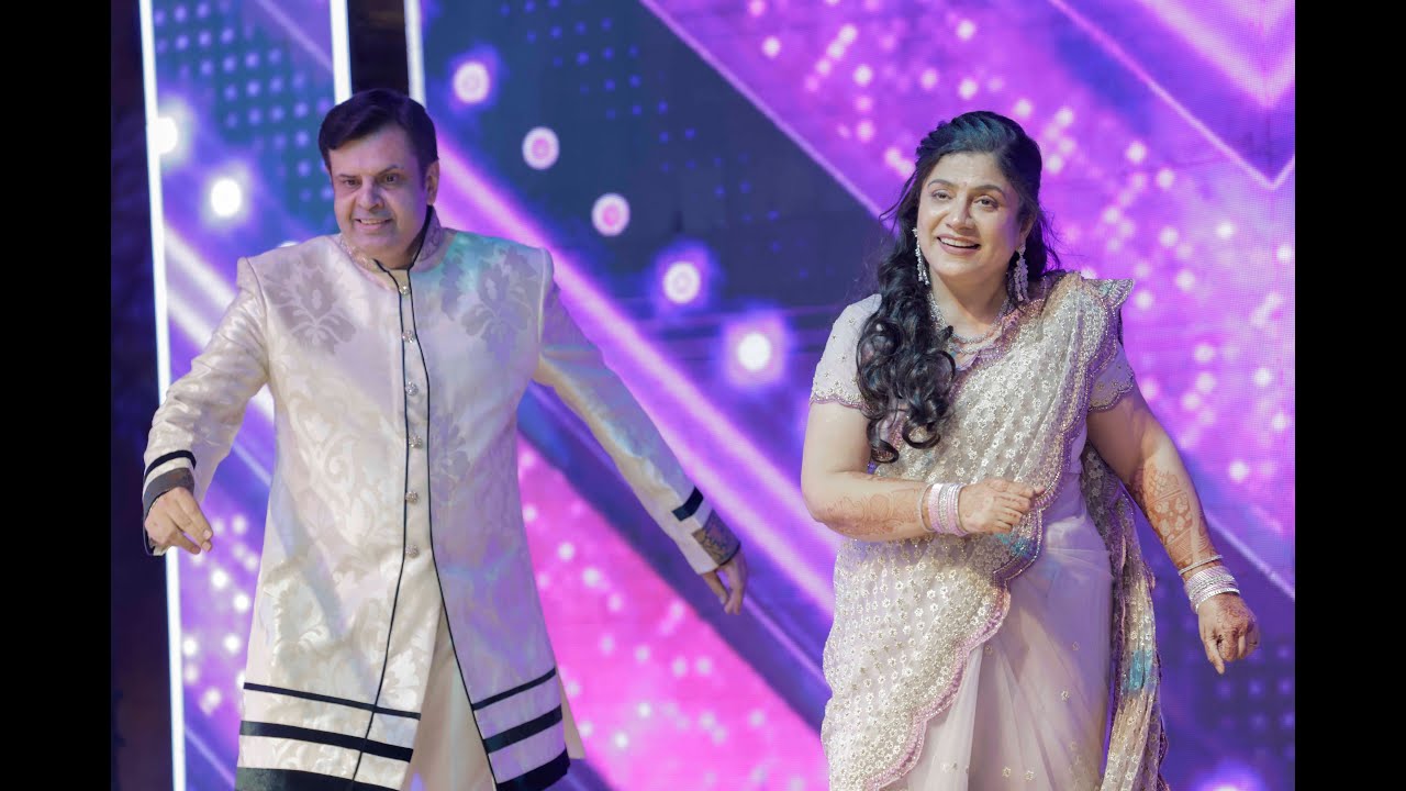 BRIDE PARENTS DANCE | ROMANTIC AND EMOTIONAL SANGEET PERFORMANCE