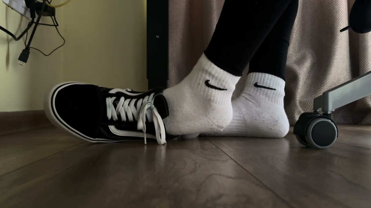 White Nike Socks & Gym Vans Old Skool Sneakers